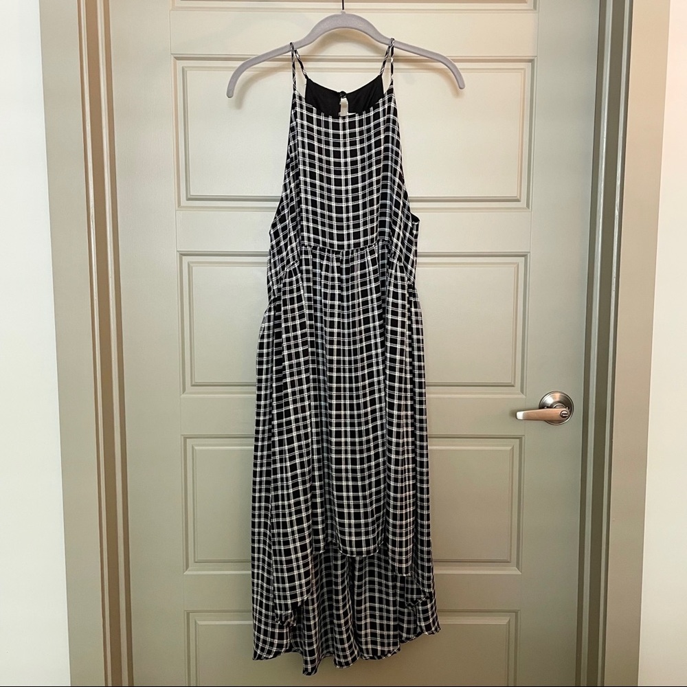 LIKE NEW Black and white plaid high low dress